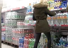 花、チョコレートといまいましい甘いで彼女を祝福 女 教師 濡れ場 動画