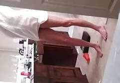 男を捨ててカメラの前で小さなおっぱいを持つ目を持つ女の子 エロ 動画 女 友達