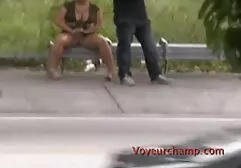 巨乳のお母さんの性交のために男のために大きな借金を許す いい 女 セックス 動画