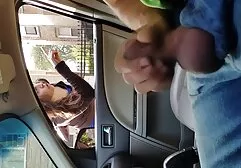愛人はパン選手の幅をこねると床の上に毛むくじゃらの帽子をカバーしています 女性 裸 無料 動画