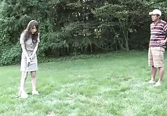 ターバンのスルタンは、カーペットの上に二つの若い牛をネジ、そして彼らはノック 長身 女 エロ 動画