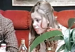 ピンクのパンツを着て貧乳の女の子 綺麗 な 女 エロ 動画