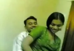 パン粉ポルノ茶色のパン粉 エロ 動画 女性 無 修正