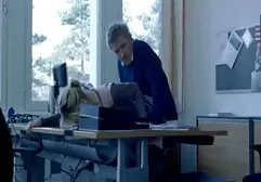 彼女の毛の商品に女の子をもたらす 女 せっくす 動画