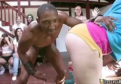 兄と妹は18歳のポルノ映画で禁断の近親相姦を吸う義理の兄弟 無料 動画 女 教師